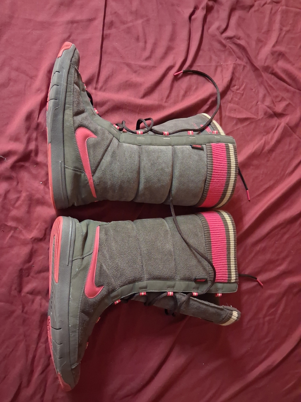 Nike Women’s Gray and Pink Insulated Winter Boots